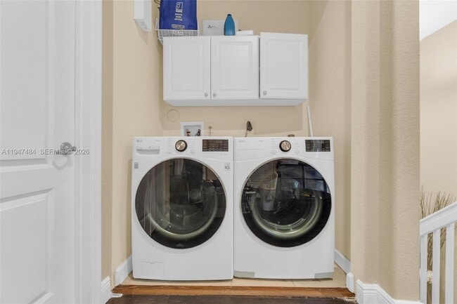 Building Photo - 8612 Buckskin Manor