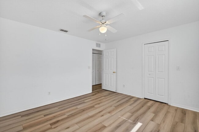 Building Photo - Cozy 3 Bed 2 Bath Home Available Immediately