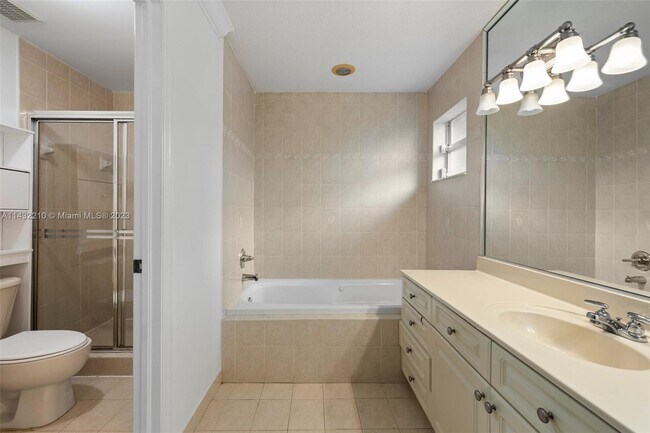 Building Photo - 14251 SW 152nd Pl