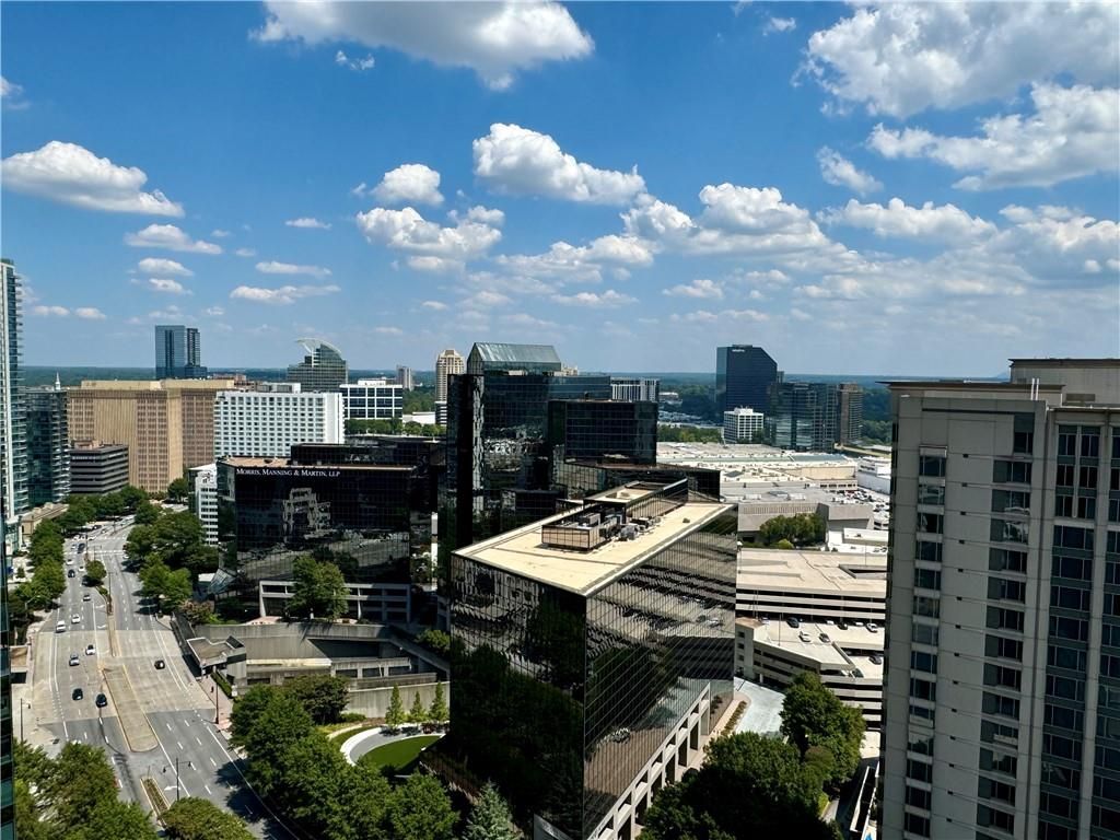 Building Photo - 3324 Peachtree Rd