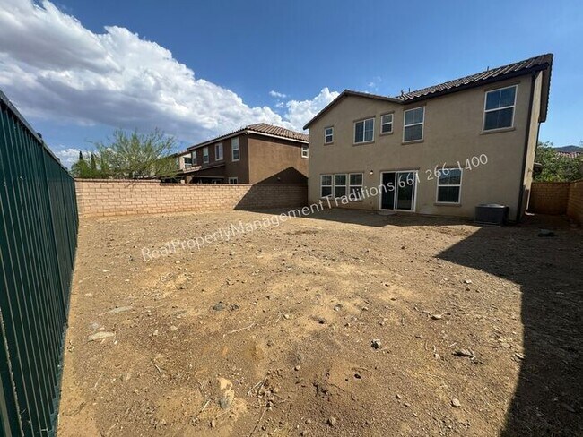 Building Photo - 2817 Goldenrain St
