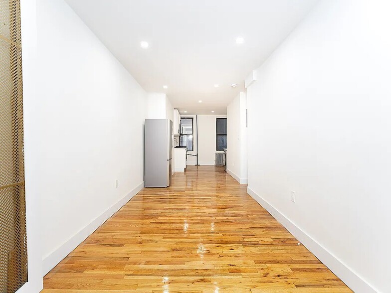 Building Photo - 345 8th Ave