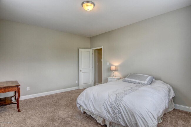 Building Photo - 140 Poplar Branch Way