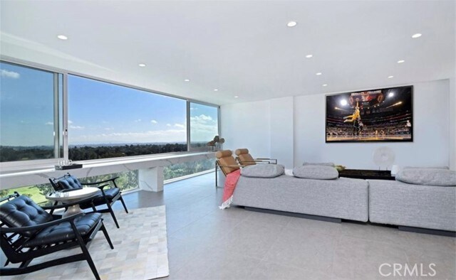 Building Photo - 2220 Avenue of the Stars