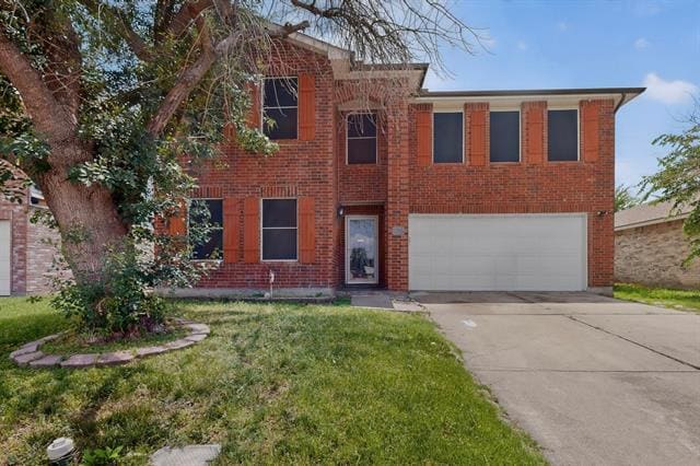 Building Photo - 2216 Chestnut Dr