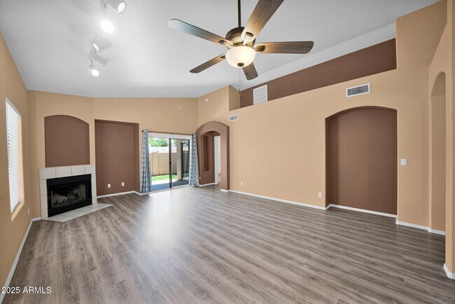 Building Photo - 2917 E Nisbet Ct