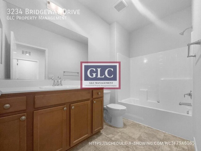 Building Photo - 3234 Bridgeway Dr