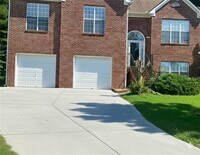 Building Photo - 750 Legacy Pl SW