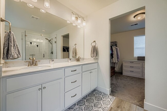 Building Photo - Gorgeous contemporary home in Morgan Hill,...