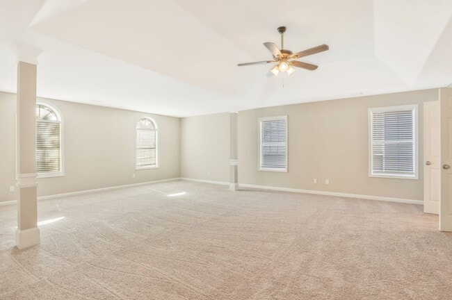 Building Photo - 6522 Battery Pt