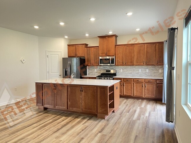 Building Photo - 1152 Epiphany Rd