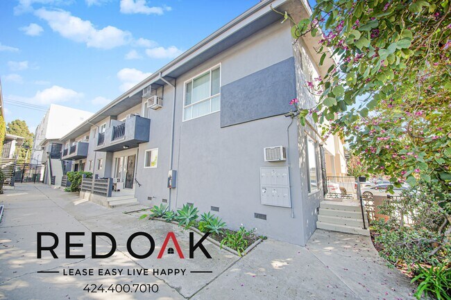 Building Photo - 642 Hayworth Ave