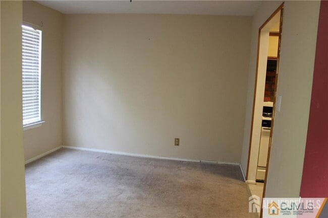 Building Photo - 82 Keystone Ct
