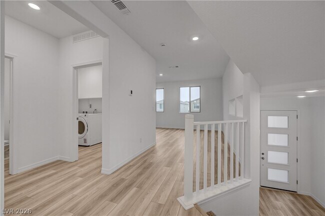 Building Photo - 5767 Aurora Gale Ct