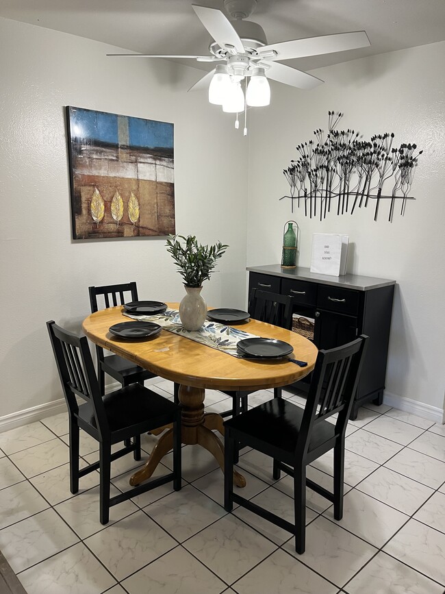 Dining room - 3620 41st Way S