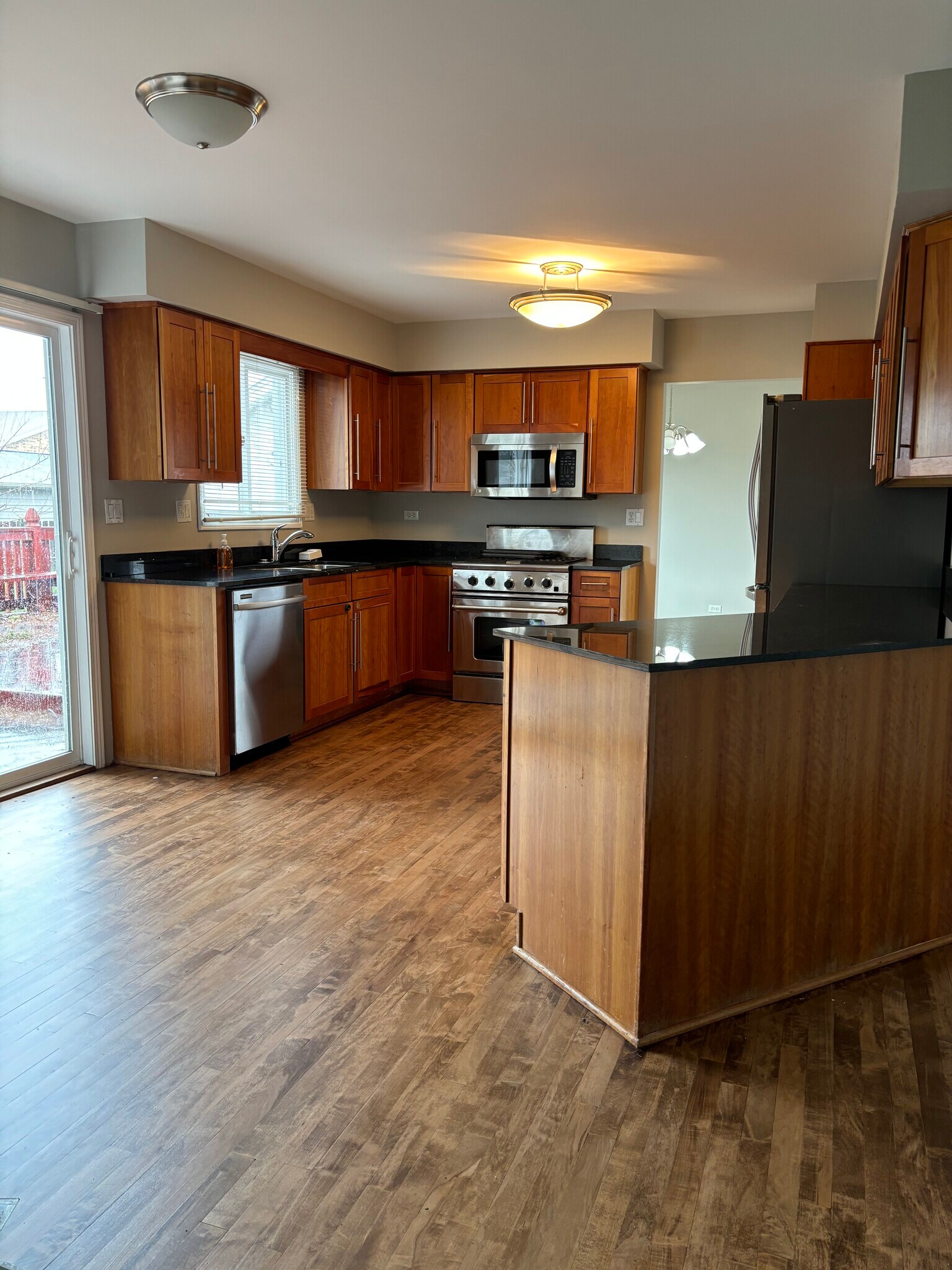 Building Photo - 1667 Hinterlong Ln