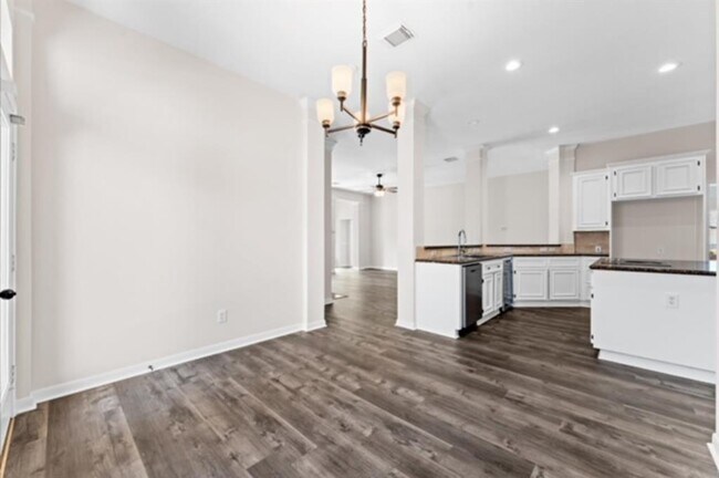 Building Photo - 7103 Hot Creek Trc