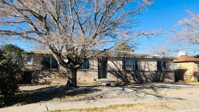 Building Photo - 8709 Shone Ave SW