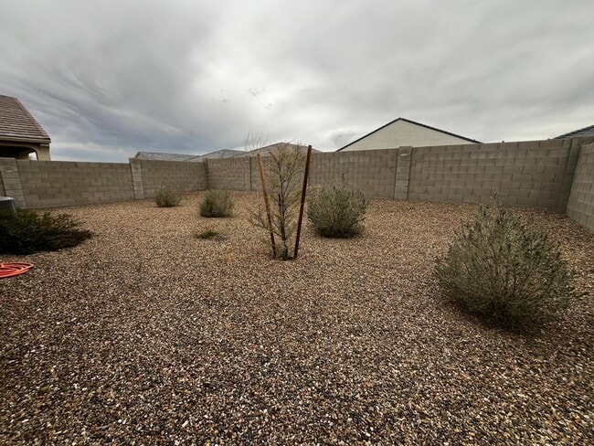 Building Photo - 3539 N Montoya Ln