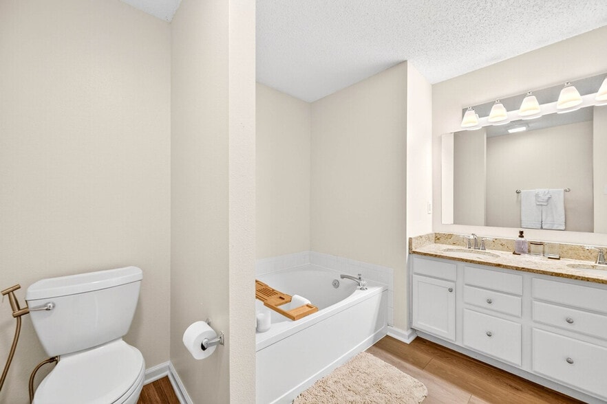 Building Photo - 12114 Brushfield Ln