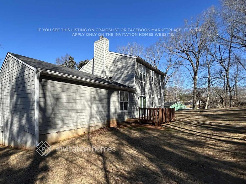 Building Photo - 3863 Creekbank Cove