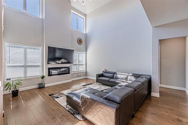 Building Photo - 13237 Jonata St