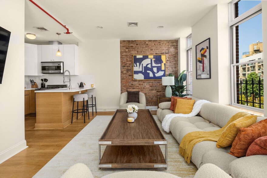 Building Photo - 140 Broadway-SI ID1298277P