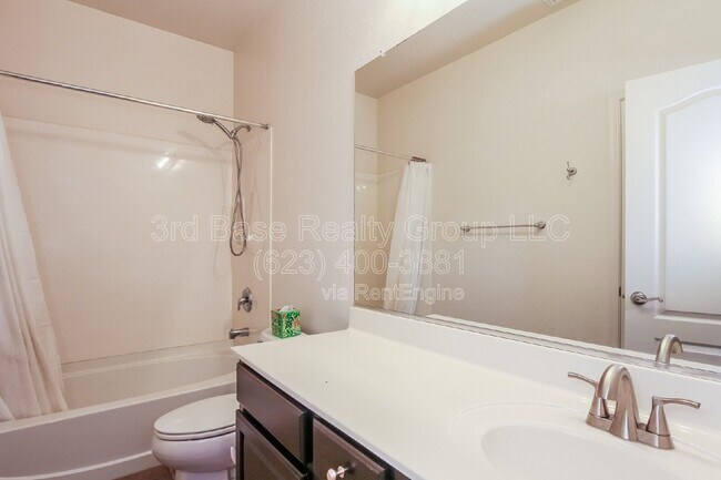 Building Photo - 12690 S 184th Ave