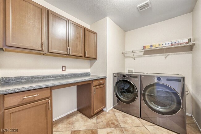 Building Photo - 9028 Black Elk Ave