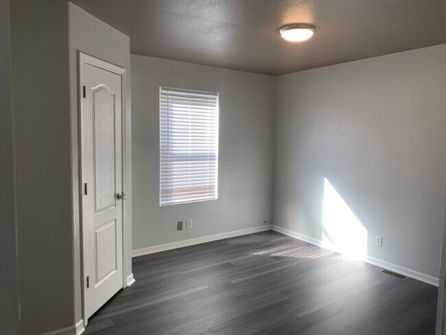 Building Photo - Nestled on a quiet dead-end street, 773 offers a peaceful retreat with the comfort and convenienc...