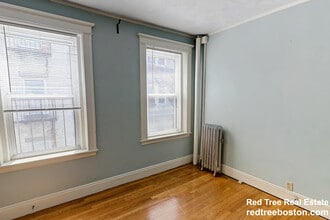 Building Photo - 111 Park Dr