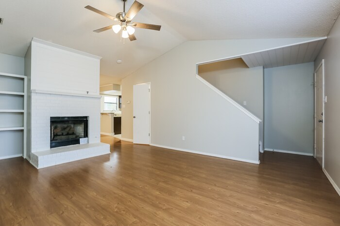 Building Photo - 1612 Waldron Cove