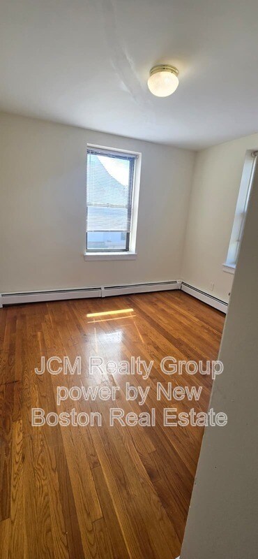 Building Photo - 9 Victory Rd