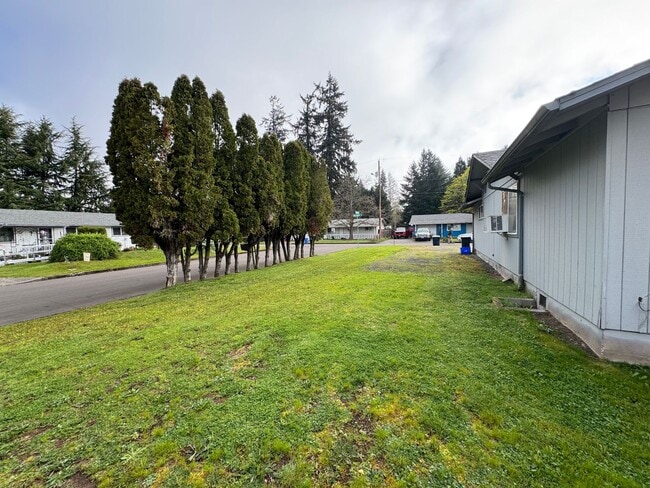 Building Photo - 3 Bedroom 2 Bath House in Santa Clara Area