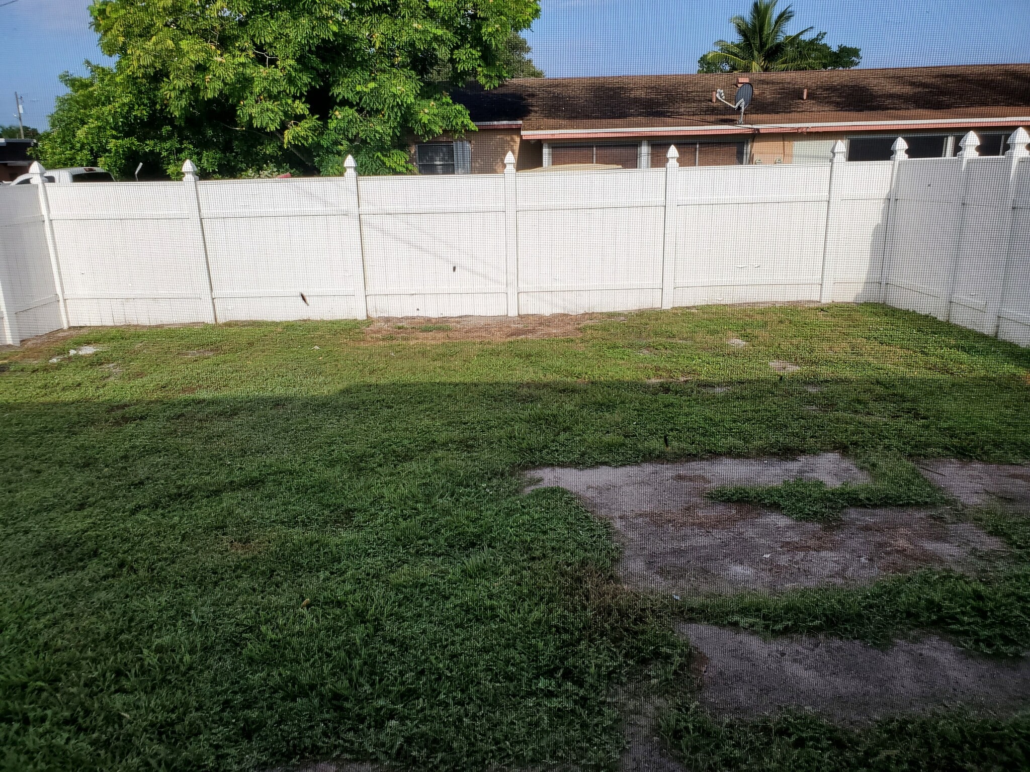 Building Photo - 3308 NE Jeannette Dr