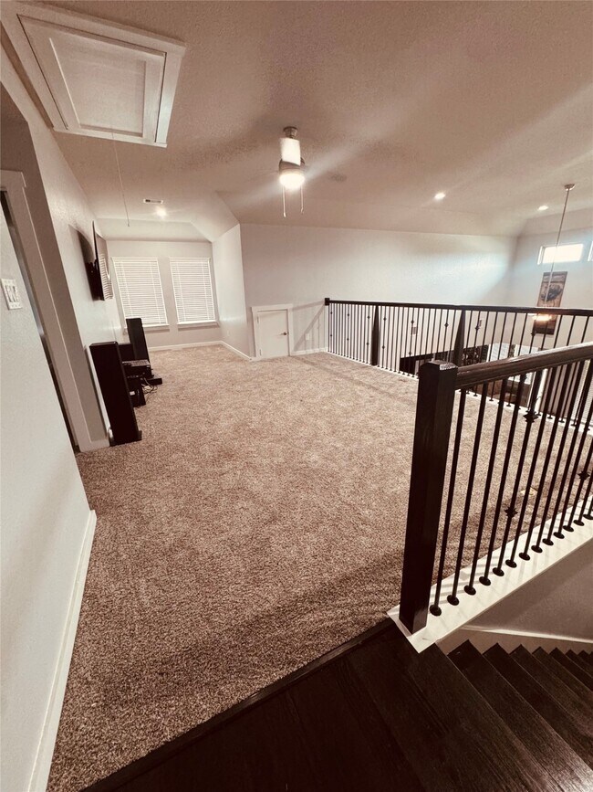 Building Photo - 28614 Hannahs Harbor Ln