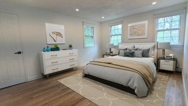 Building Photo - 23 Allen St