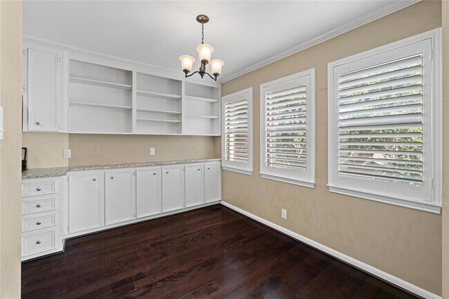 Building Photo - 3845 Ranch Rd 2222