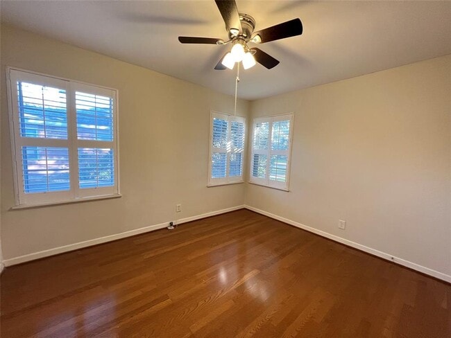 Building Photo - 4602 Redstart St