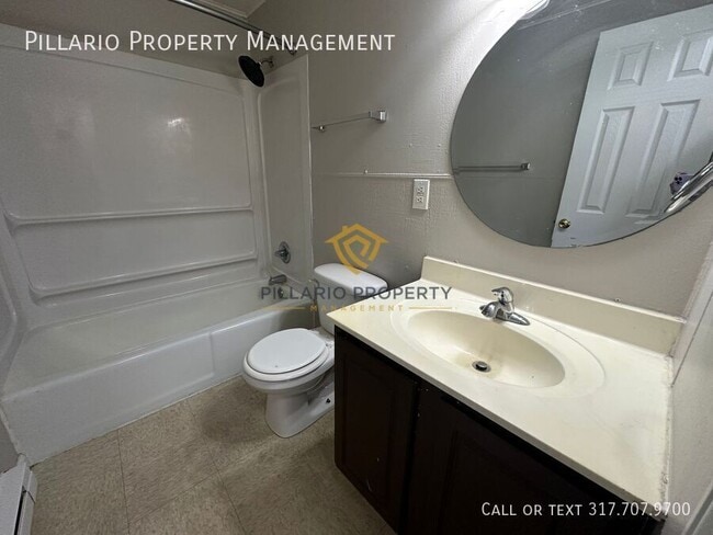 Building Photo - 130 W Howard St