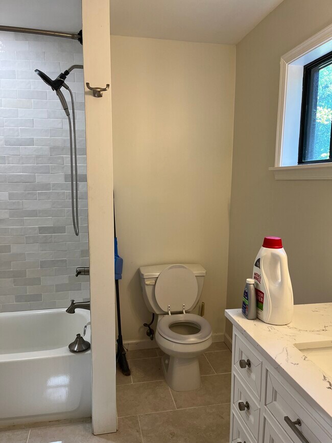 Building Photo - 8540 Perch Ct