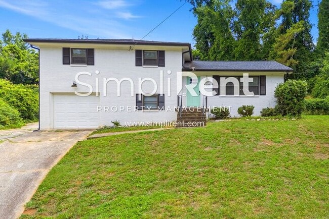 Building Photo - *First Month's Rent Free w/ a 13 month Lease*