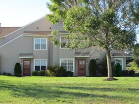 Building Photo - 2605 Thistledown Ct