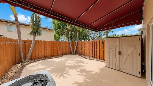 Building Photo - 16914 SW 137th Pl