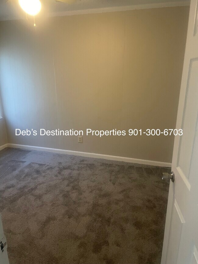 Building Photo - 3468 Radford Rd