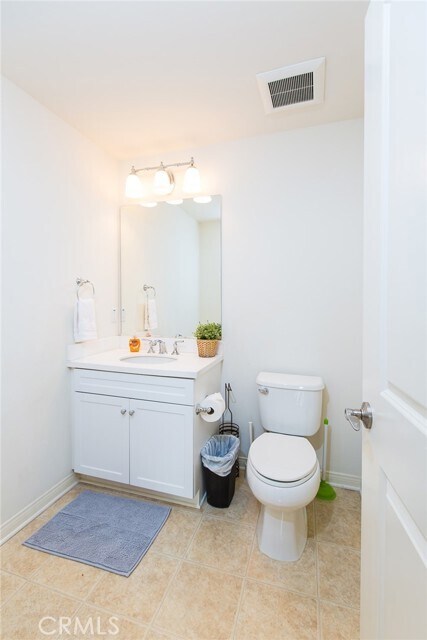 Building Photo - 137 Kempton