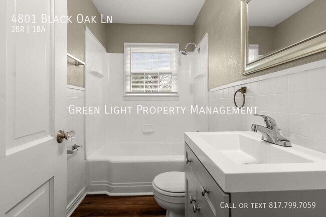 Building Photo - 4801 Black Oak Ln