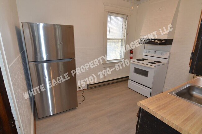 Building Photo - 1506-1510 E Gibson St