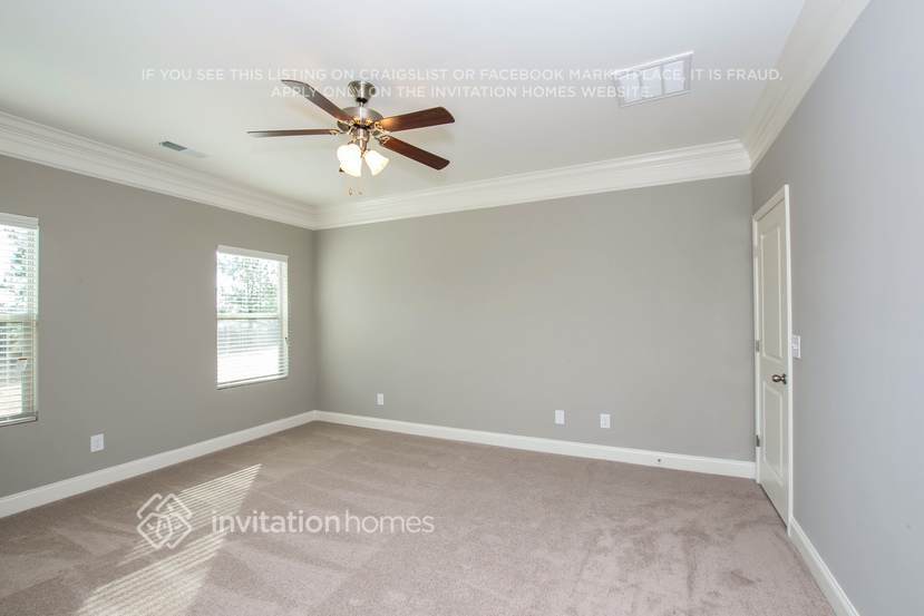 Building Photo - 5322 Roberta Crossing Dr