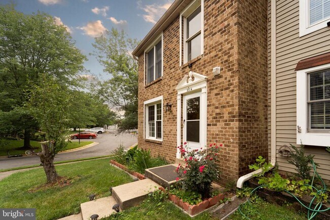 Building Photo - 5514 Whitfield Ct